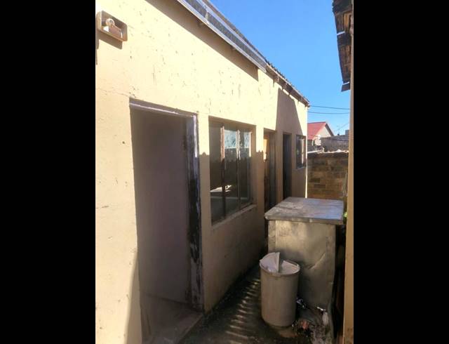 3 BEDROOM HOUSE FOR SALE IN THULANI